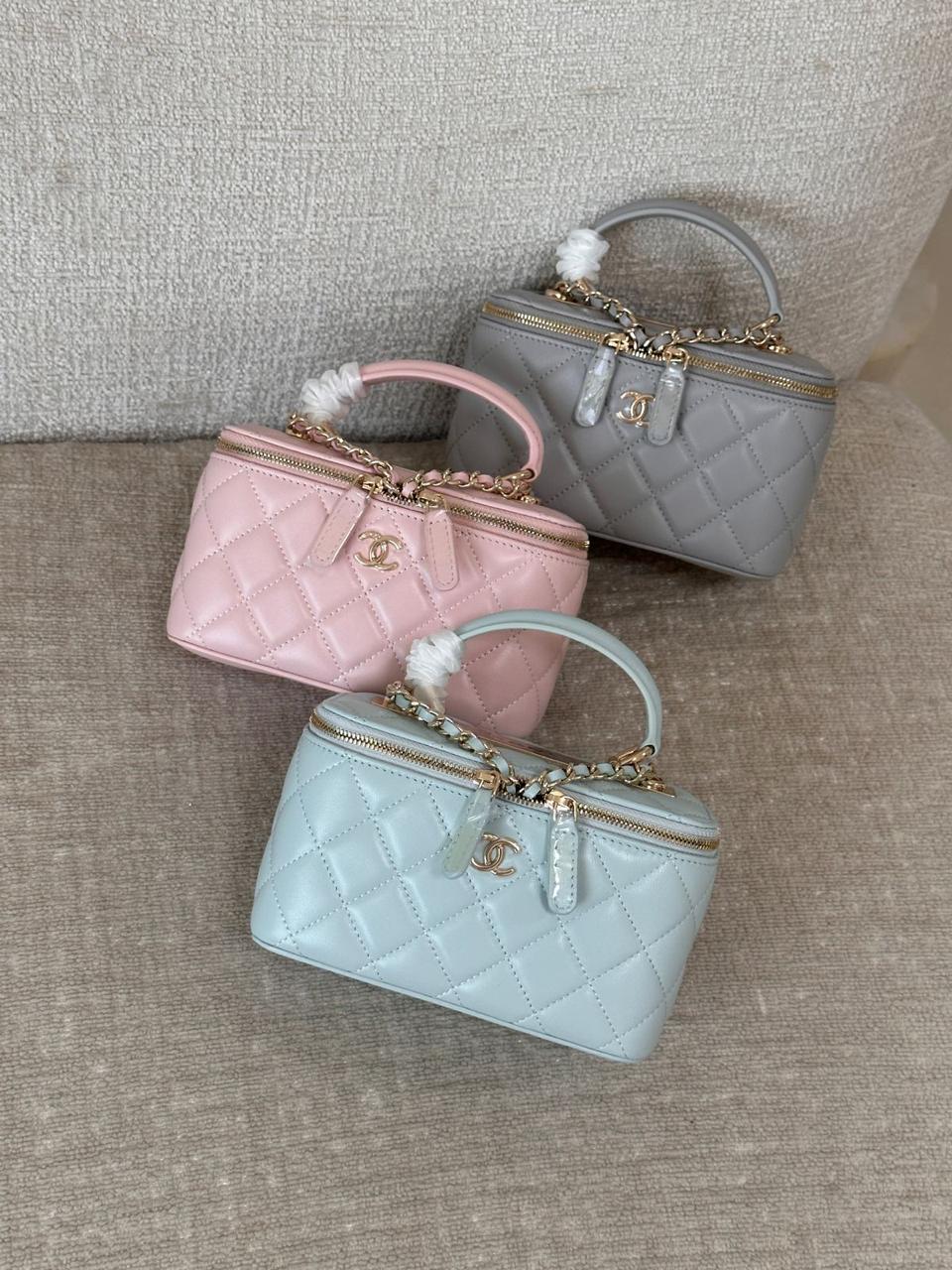 Ladies Chanel bags Lilly Onlines