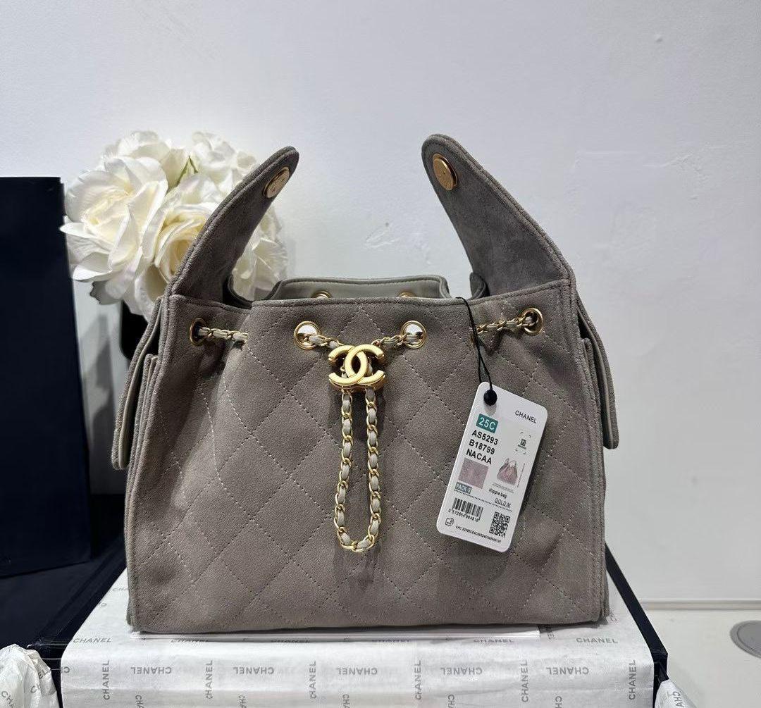 Ladies Chanel bags Lilly Onlines