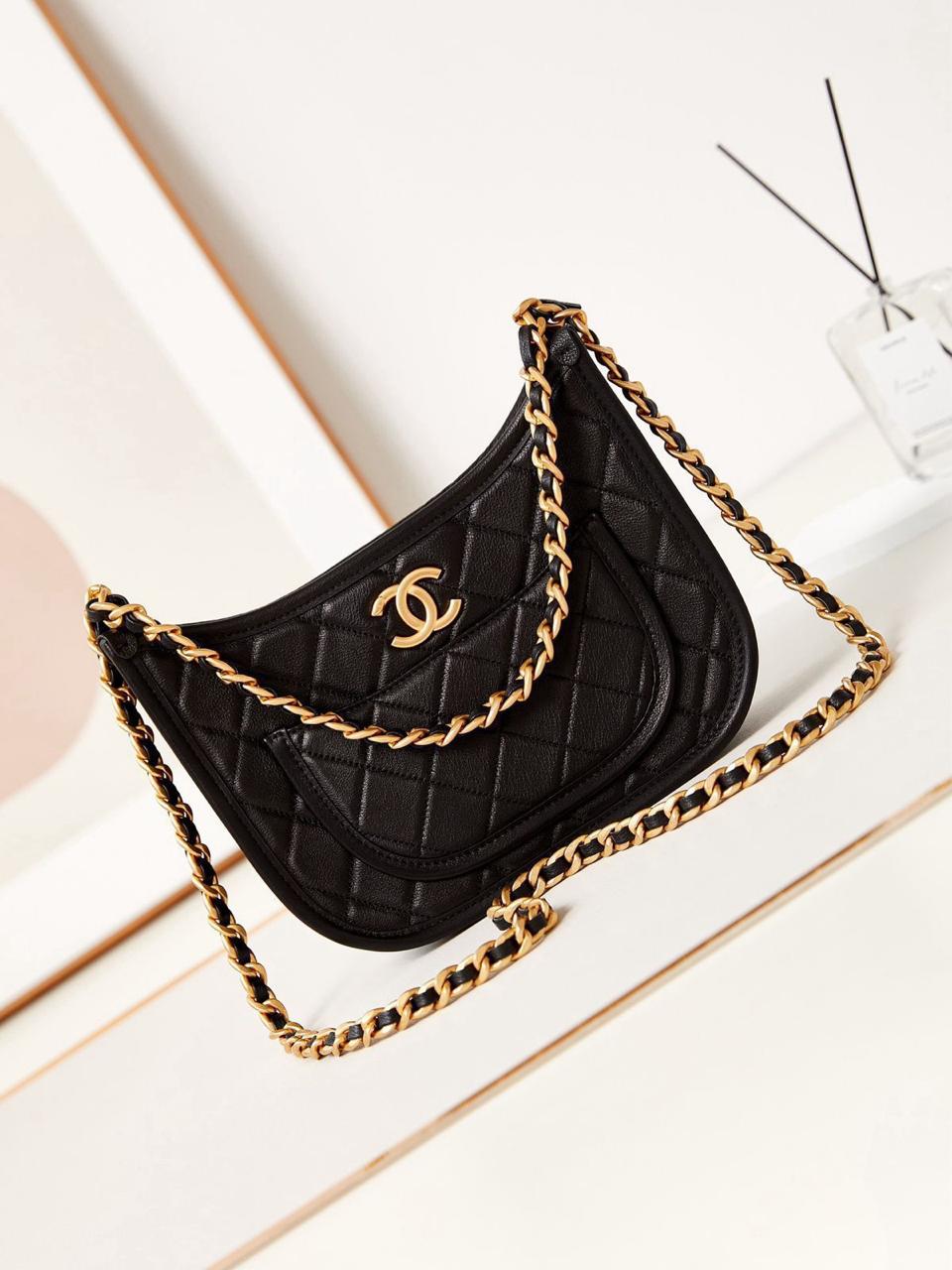 Ladies Chanel bags Lilly Onlines