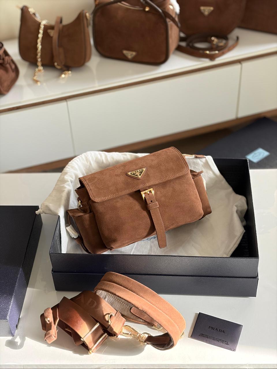 Ladies Prada bags Lilly Onlines