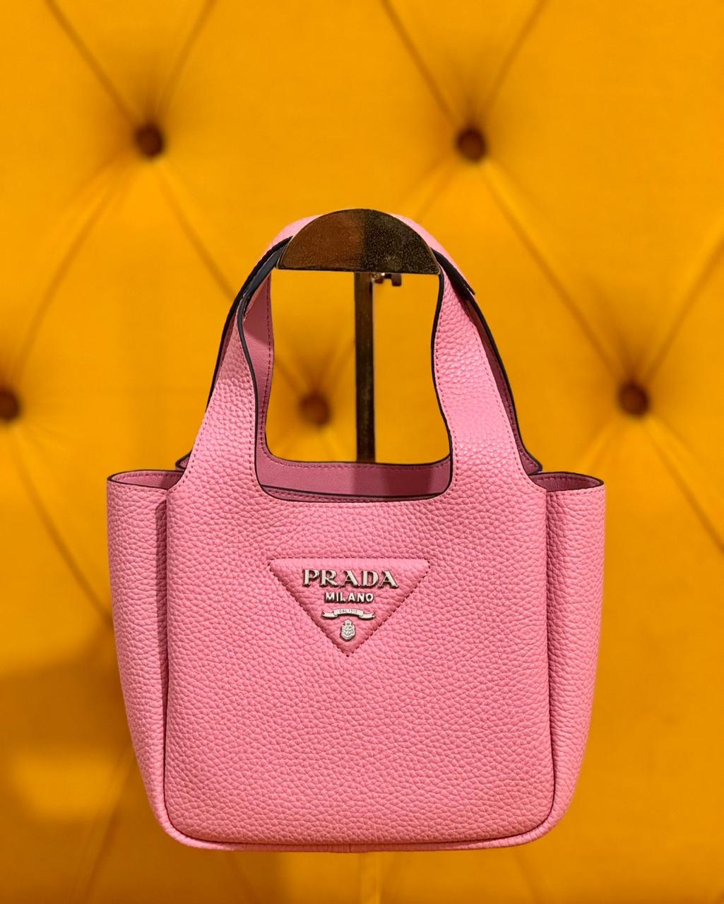 Ladies Prada bags Lilly Onlines