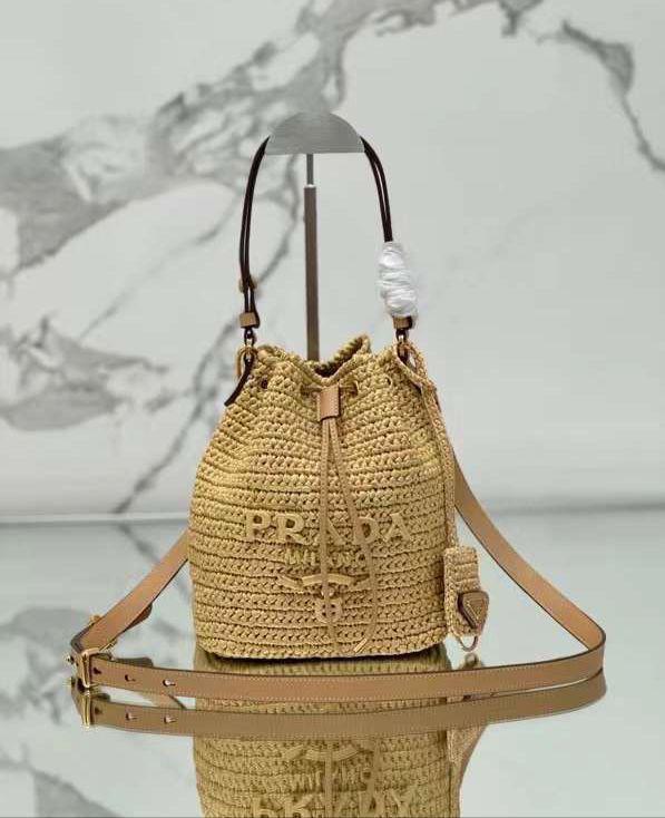 Ladies Prada bags Lilly Onlines