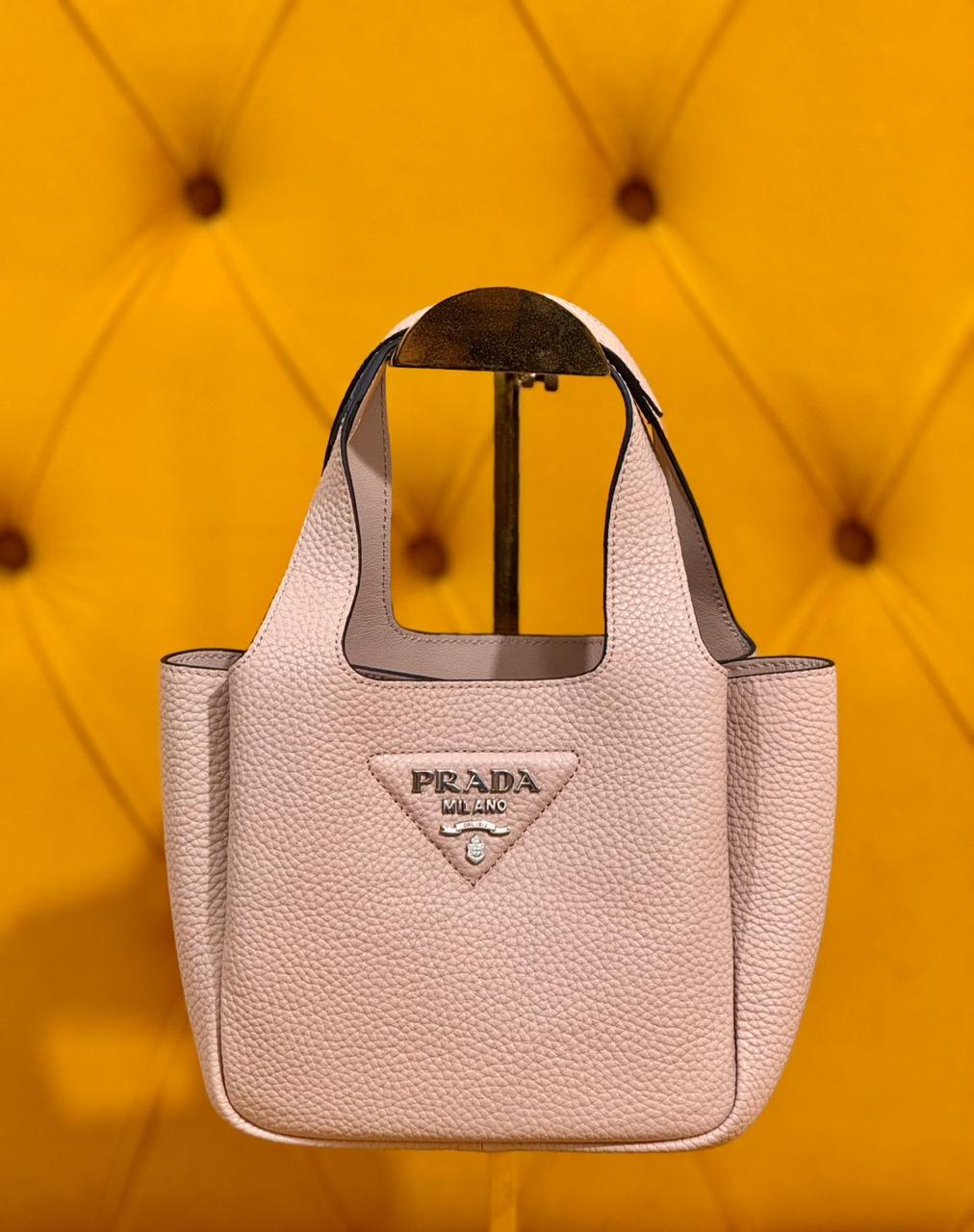 Ladies Prada bags Lilly Onlines