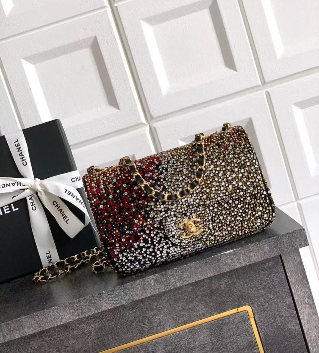 Ladies Chanel bags Lilly Onlines