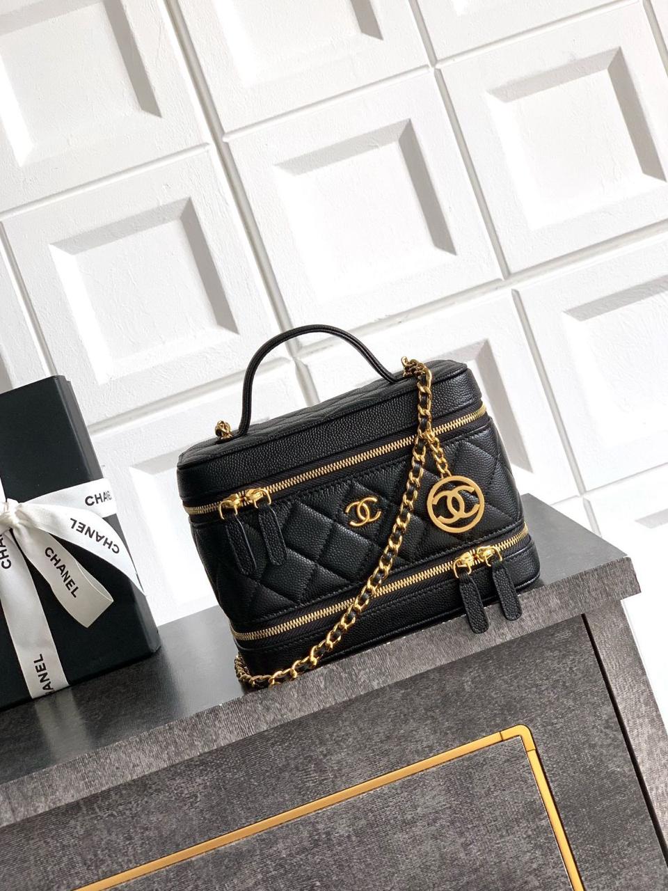 Ladies Chanel bags Lilly Onlines
