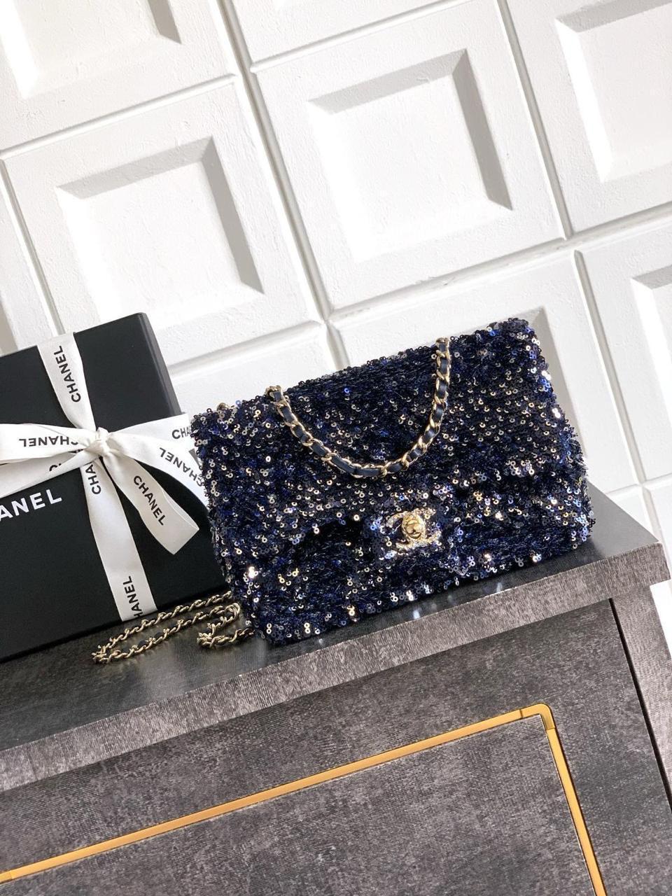 Ladies Chanel bags Lilly Onlines