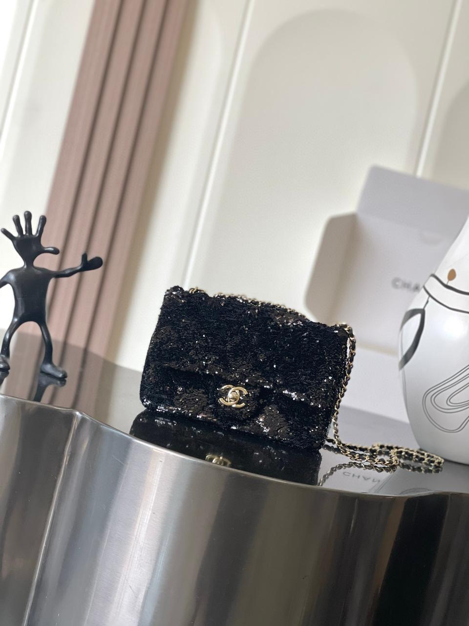 Ladies Chanel bags Lilly Onlines