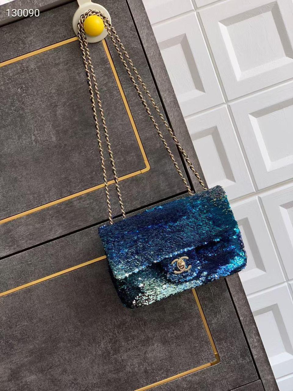 Ladies Chanel bags Lilly Onlines