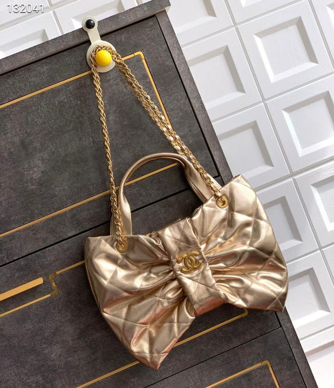 Ladies Chanel bags Lilly Onlines