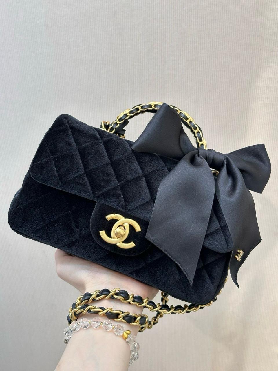 Ladies Chanel bags Lilly Onlines