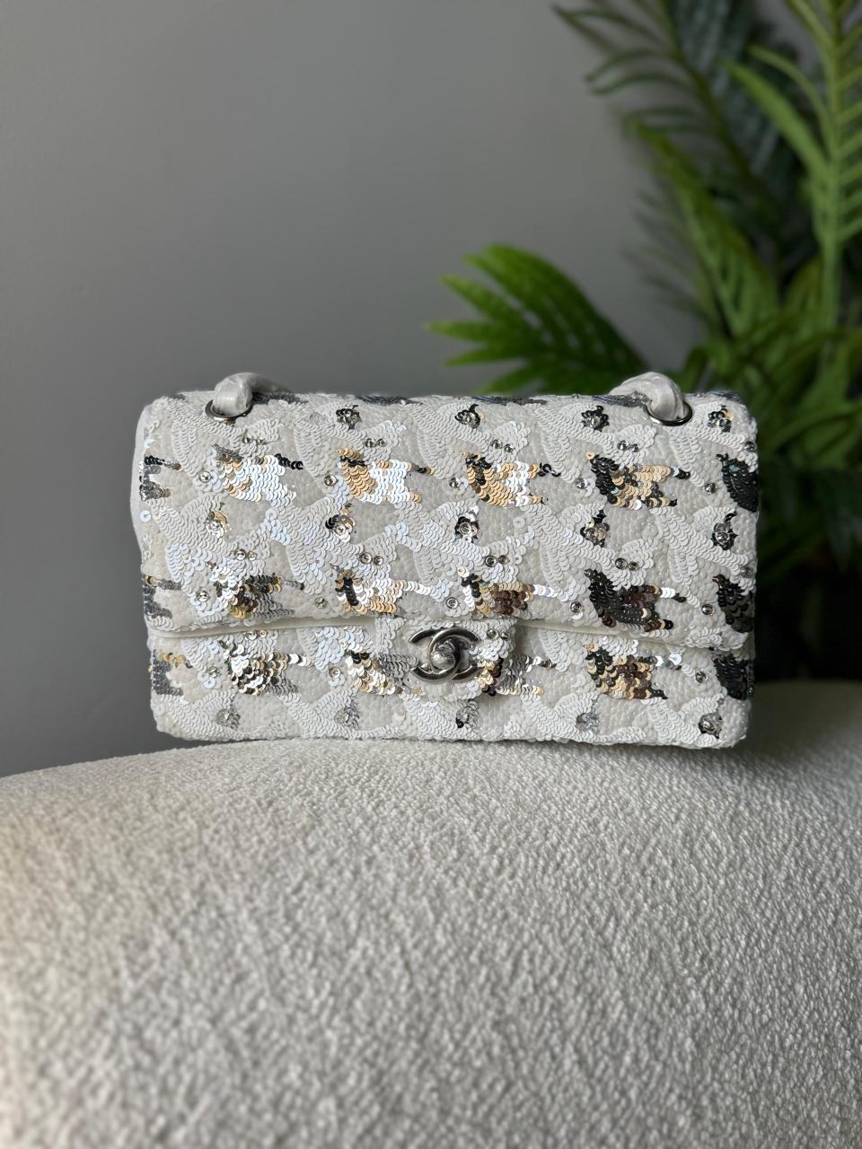 Ladies Chanel bags Lilly Onlines