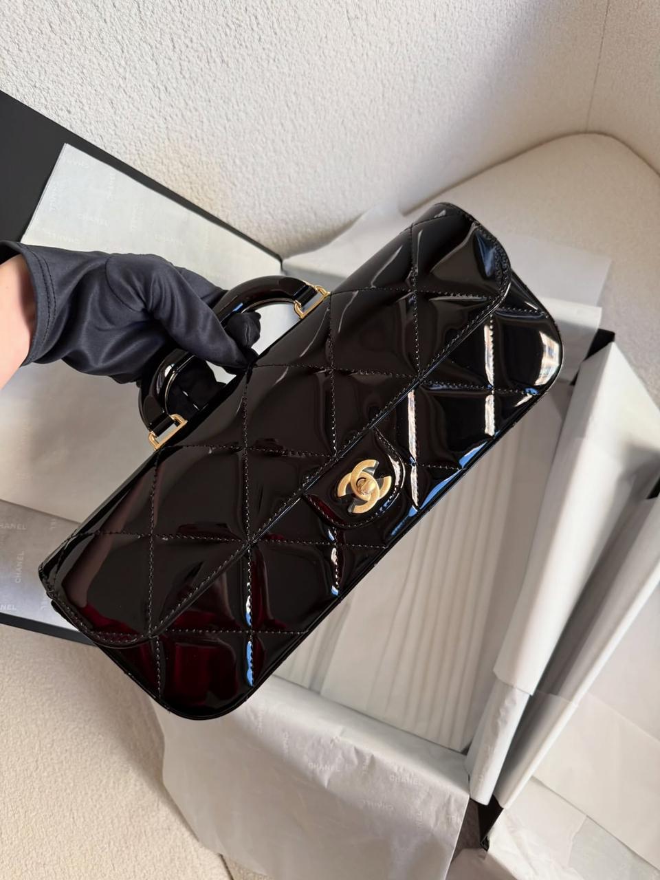 Ladies Chanel bags Lilly Onlines