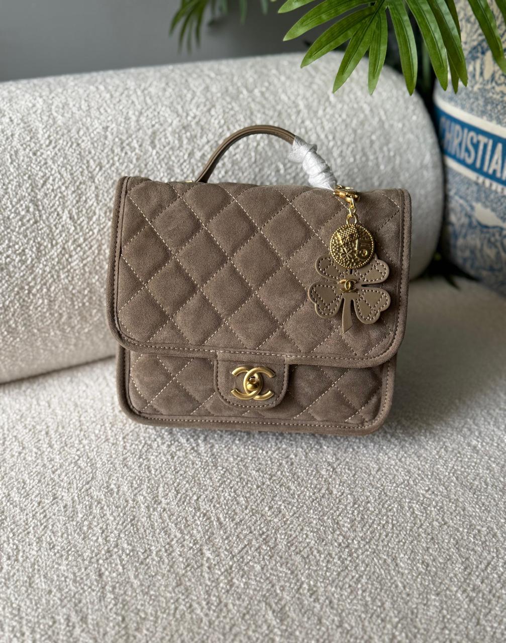 Ladies Chanel bags Lilly Onlines