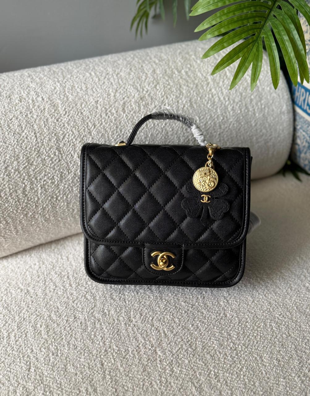 Ladies Chanel bags Lilly Onlines