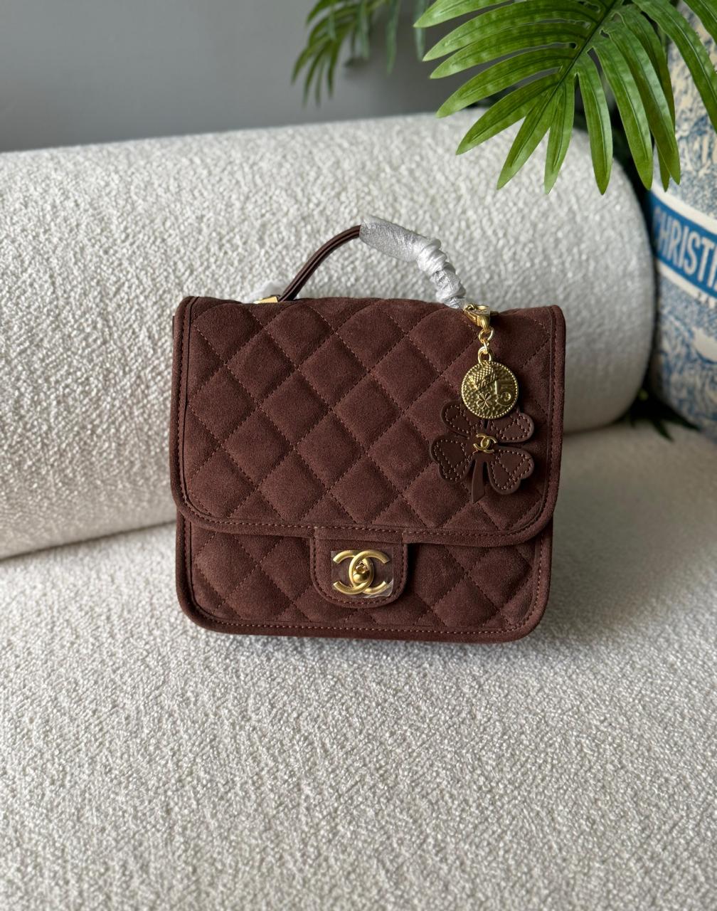 Ladies Chanel bags Lilly Onlines