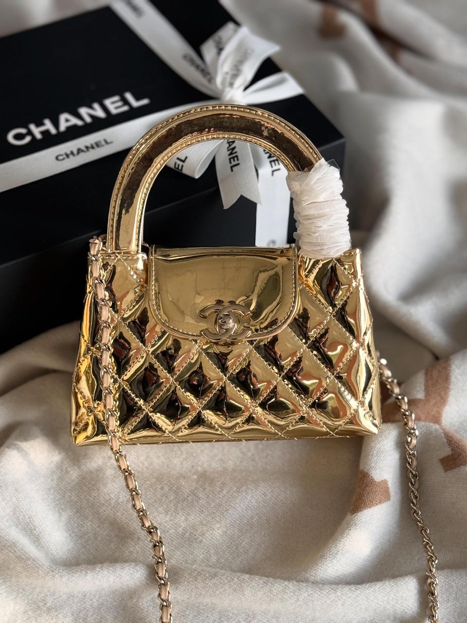 Ladies Chanel bags Lilly Onlines