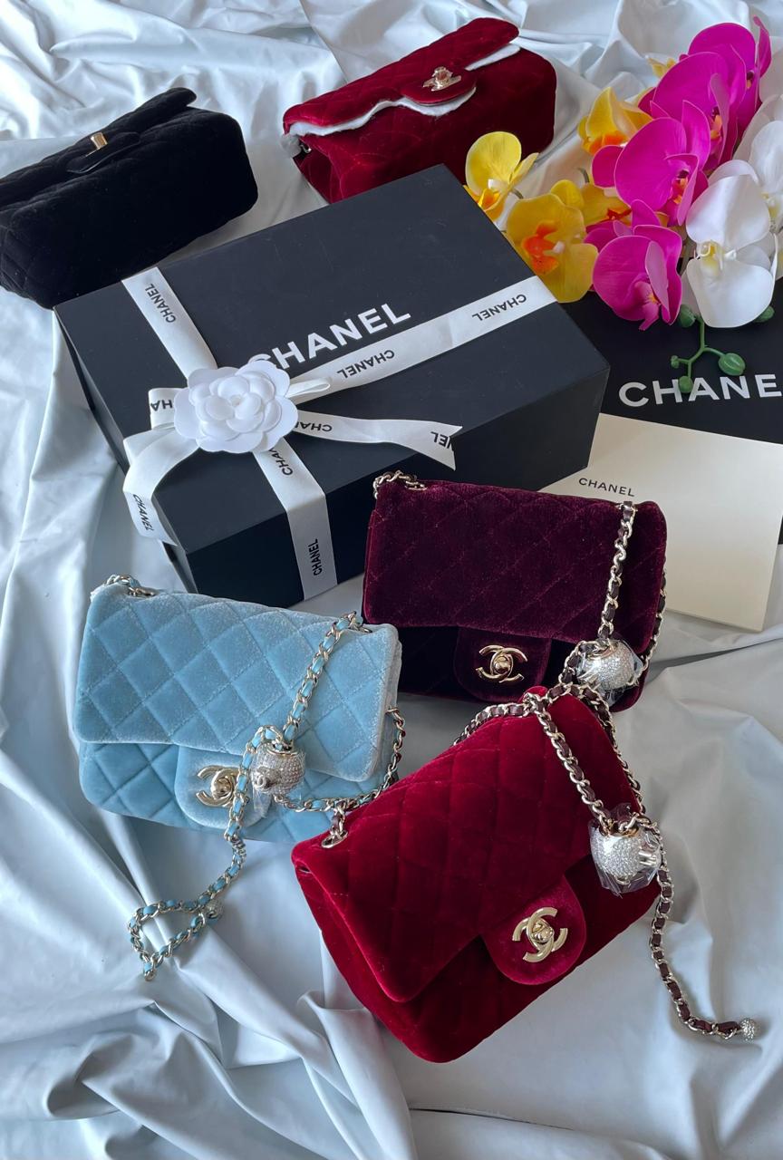 Ladies Chanel bags Lilly Onlines