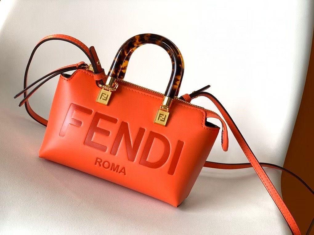 Ladies Fendi bags Lilly Onlines