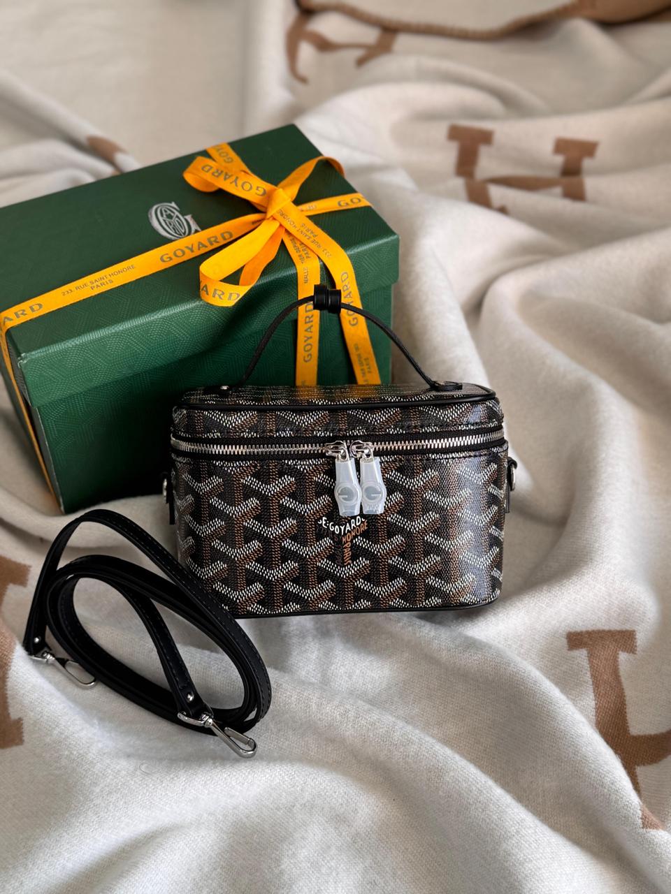 Ladies Goyard bags Lilly Onlines