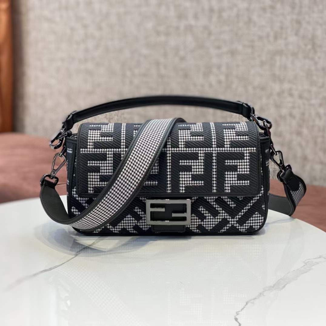 Fendi Bags Lilly Onlines