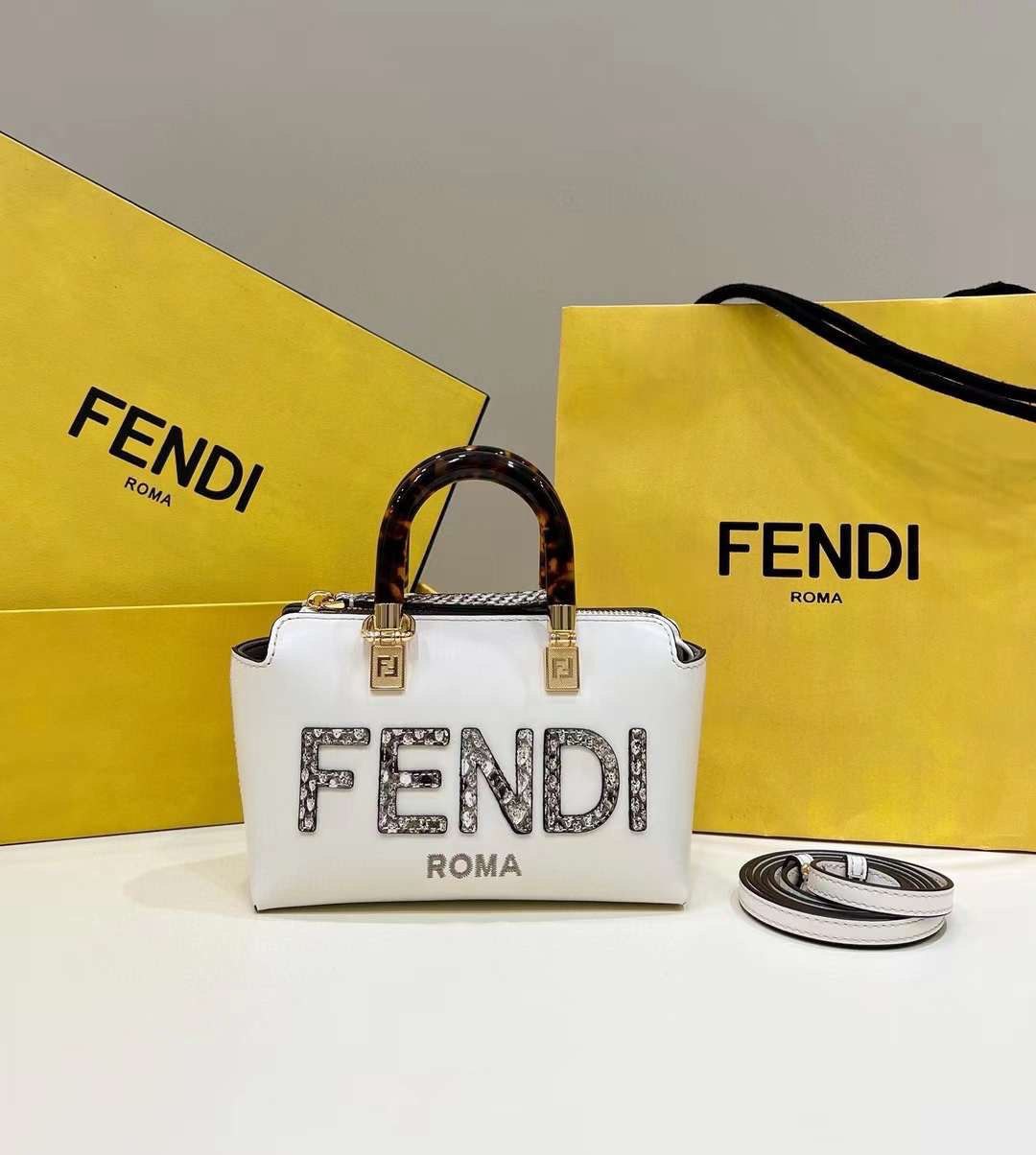 Fendi Bags Lilly Onlines