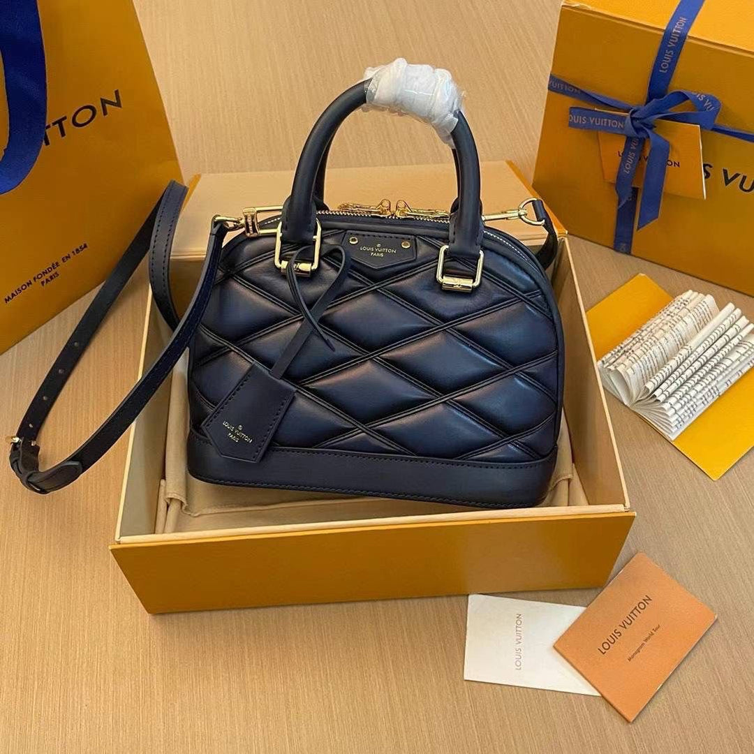 LV Bag Lilly Onlines