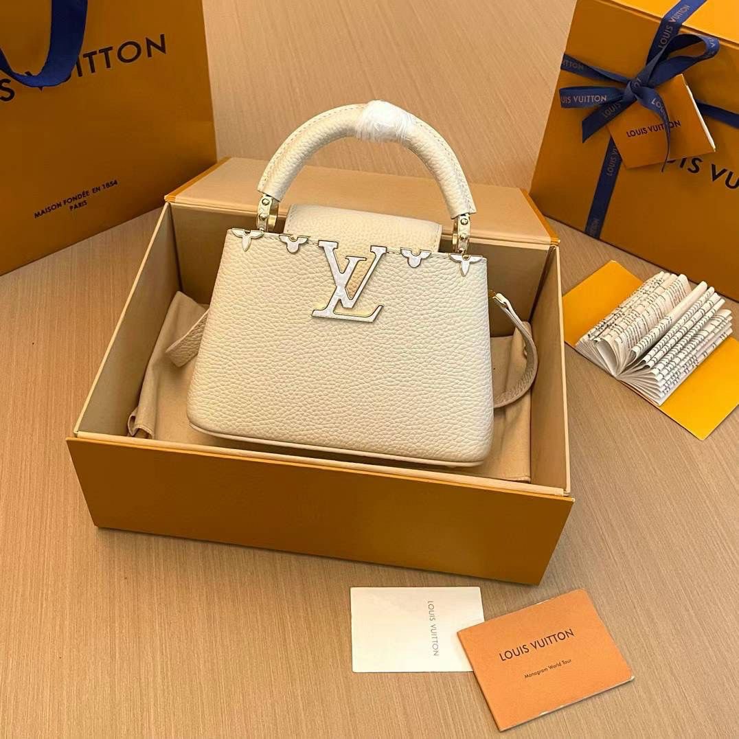 LV Bag Lilly Onlines