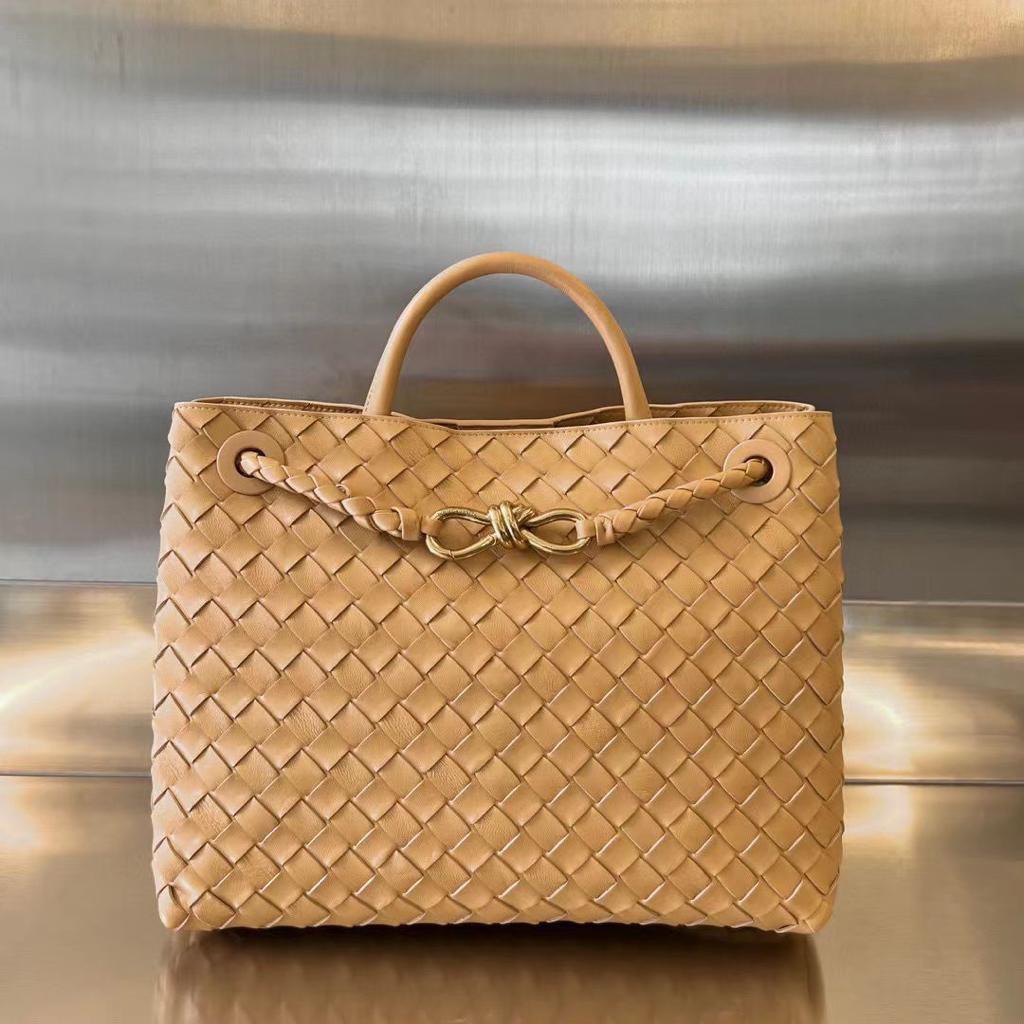 Bottega Bag Lilly Onlines