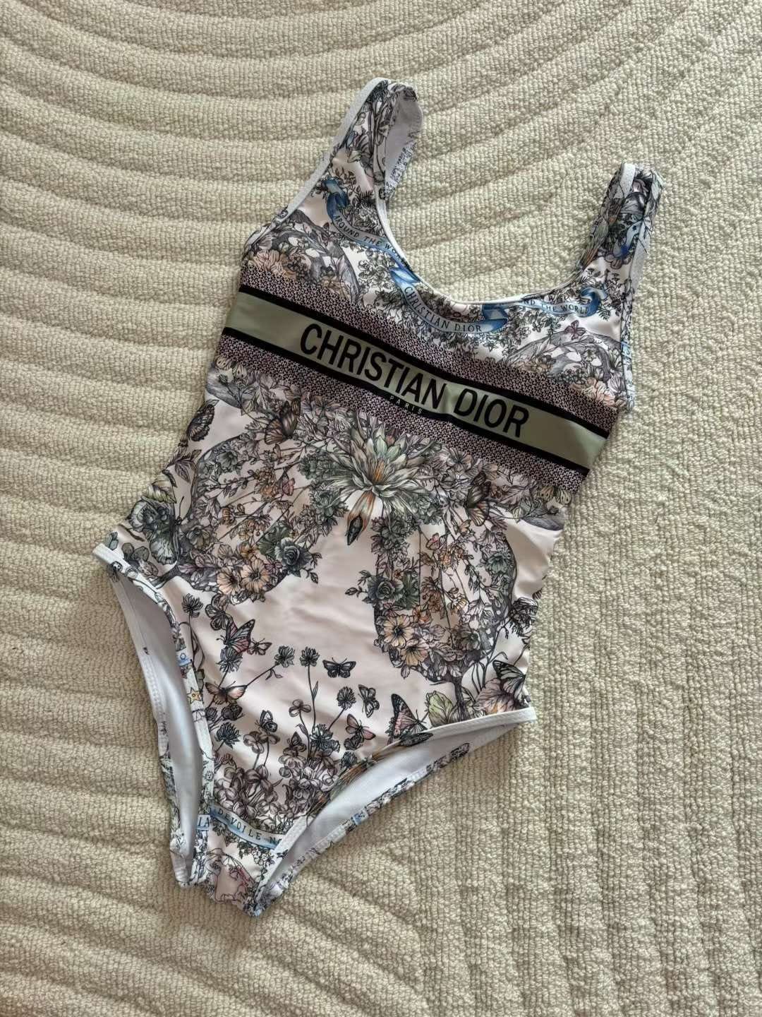 Ladies Bikini/swimsuit Lilly Onlines