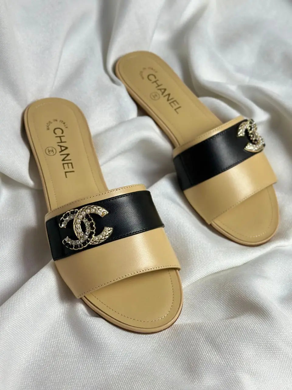 Ladies Flats | Chanel | For Pricing and Order WhatsApp +971581402705 Lilly Onlines