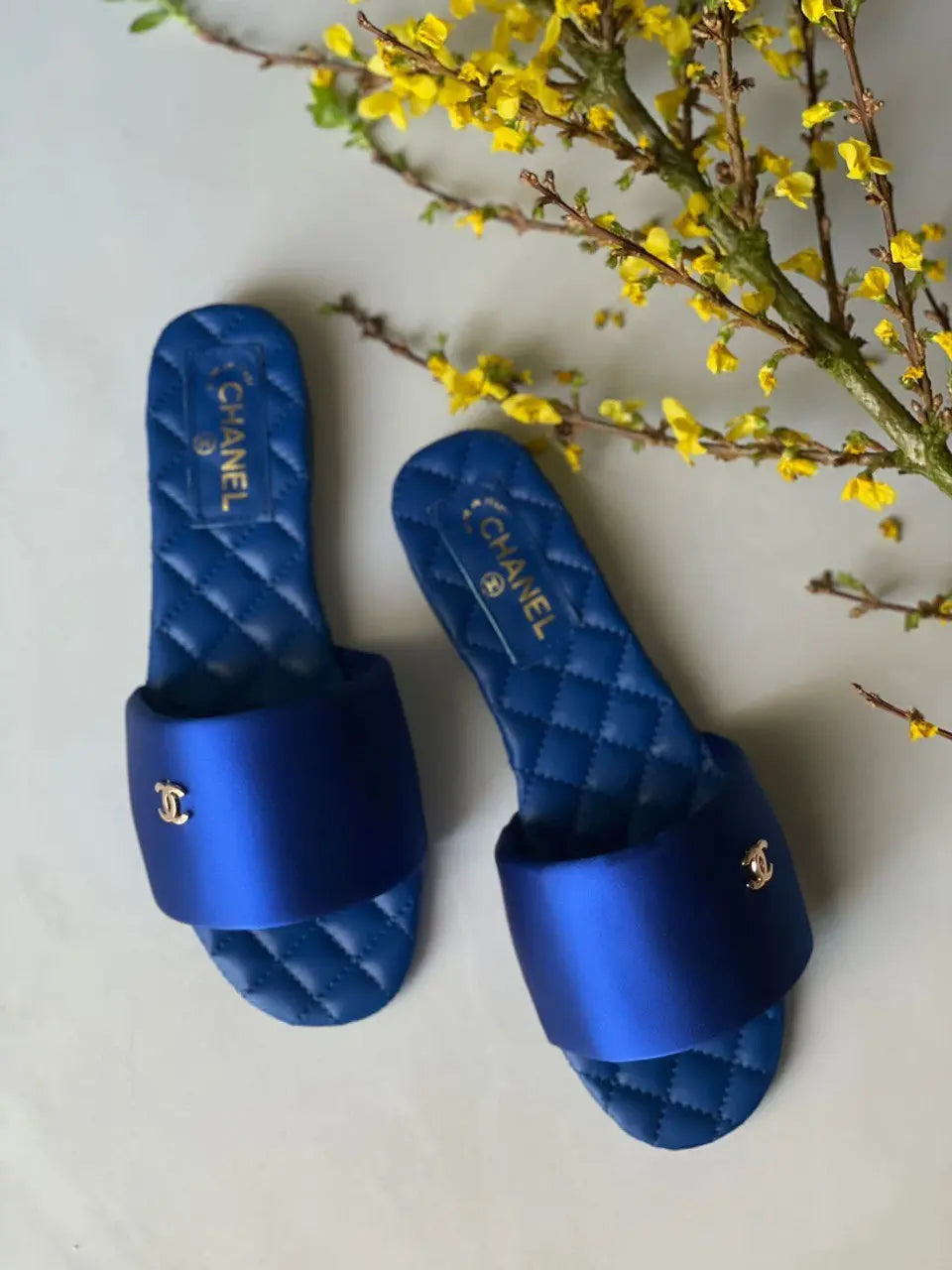 Ladies Flats | Chanel | For Pricing and Order WhatsApp +971581402705 Lilly Onlines