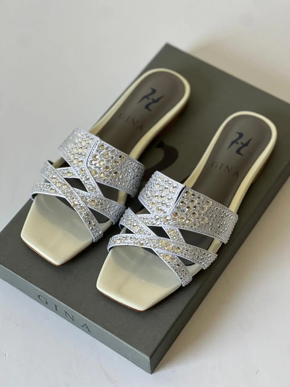 Ladies Flats | Fendi| For Pricing and Order WhatsApp +971581402705 Lilly Onlines