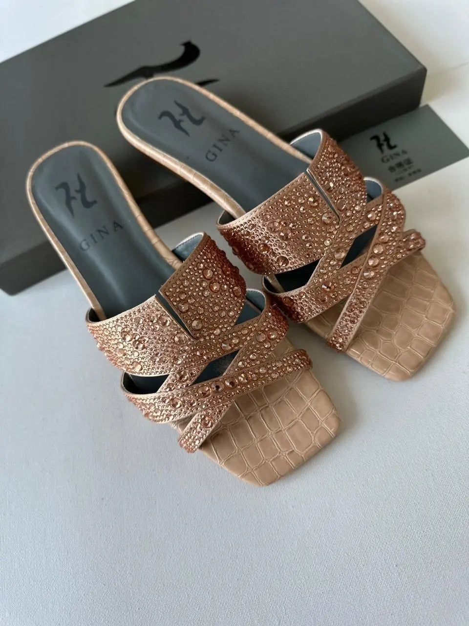 Ladies Flats | Fendi| For Pricing and Order WhatsApp +971581402705 Lilly Onlines