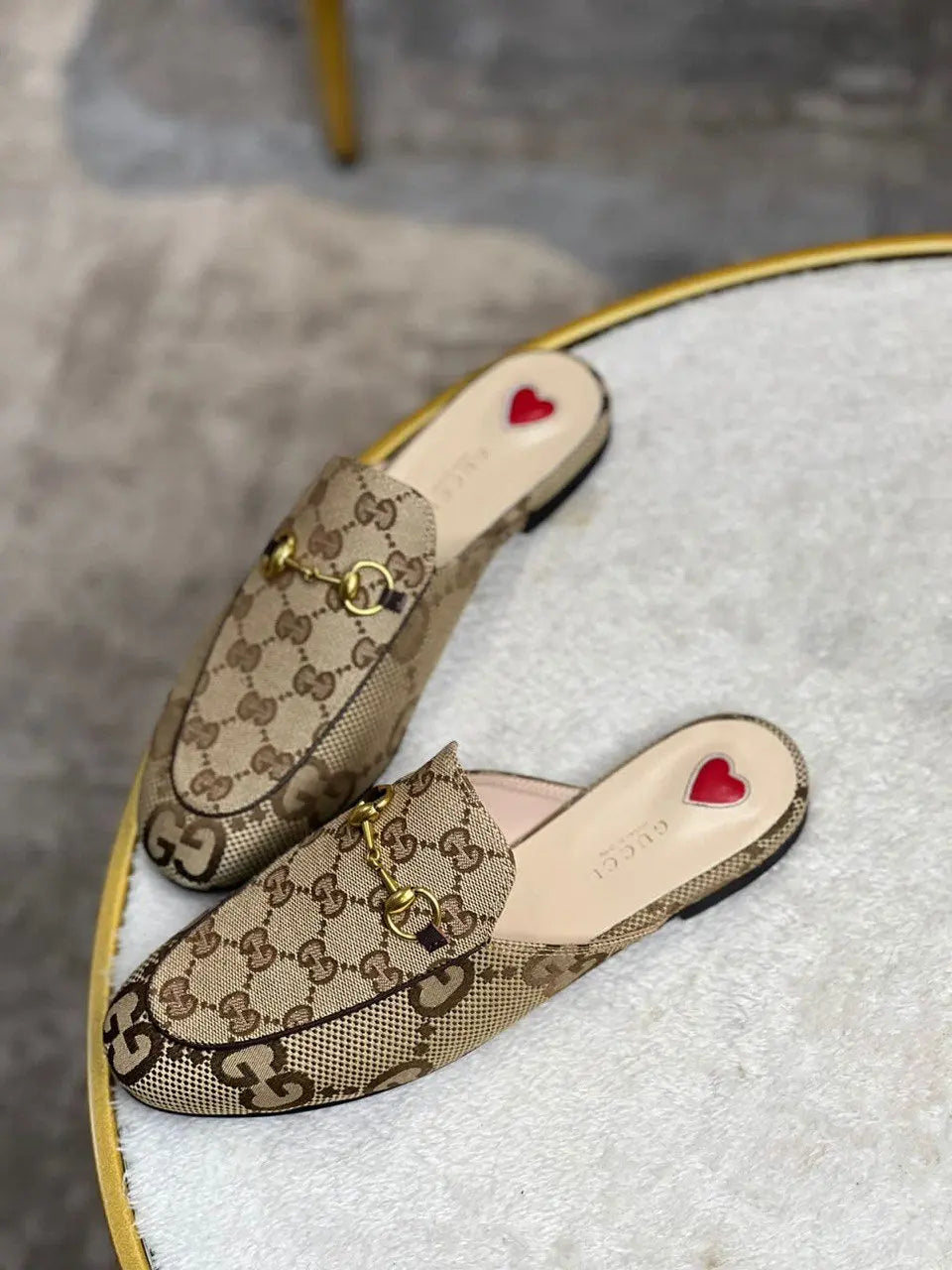 Ladies Flats | Gucci | For Pricing and Order WhatsApp +971581402705 Lilly Onlines