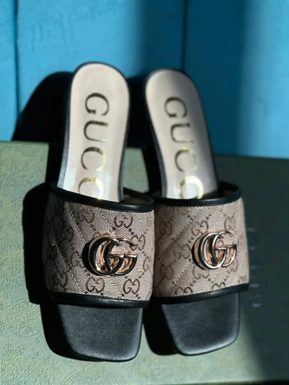 Ladies Flats | Gucci | For Pricing and Order WhatsApp +971581402705 Lilly Onlines