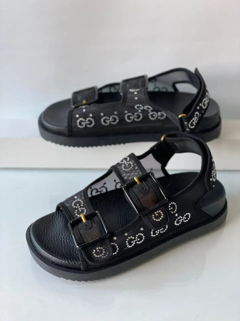 Ladies Flats | Gucci | For Pricing and Order WhatsApp +971581402705 Lilly Onlines