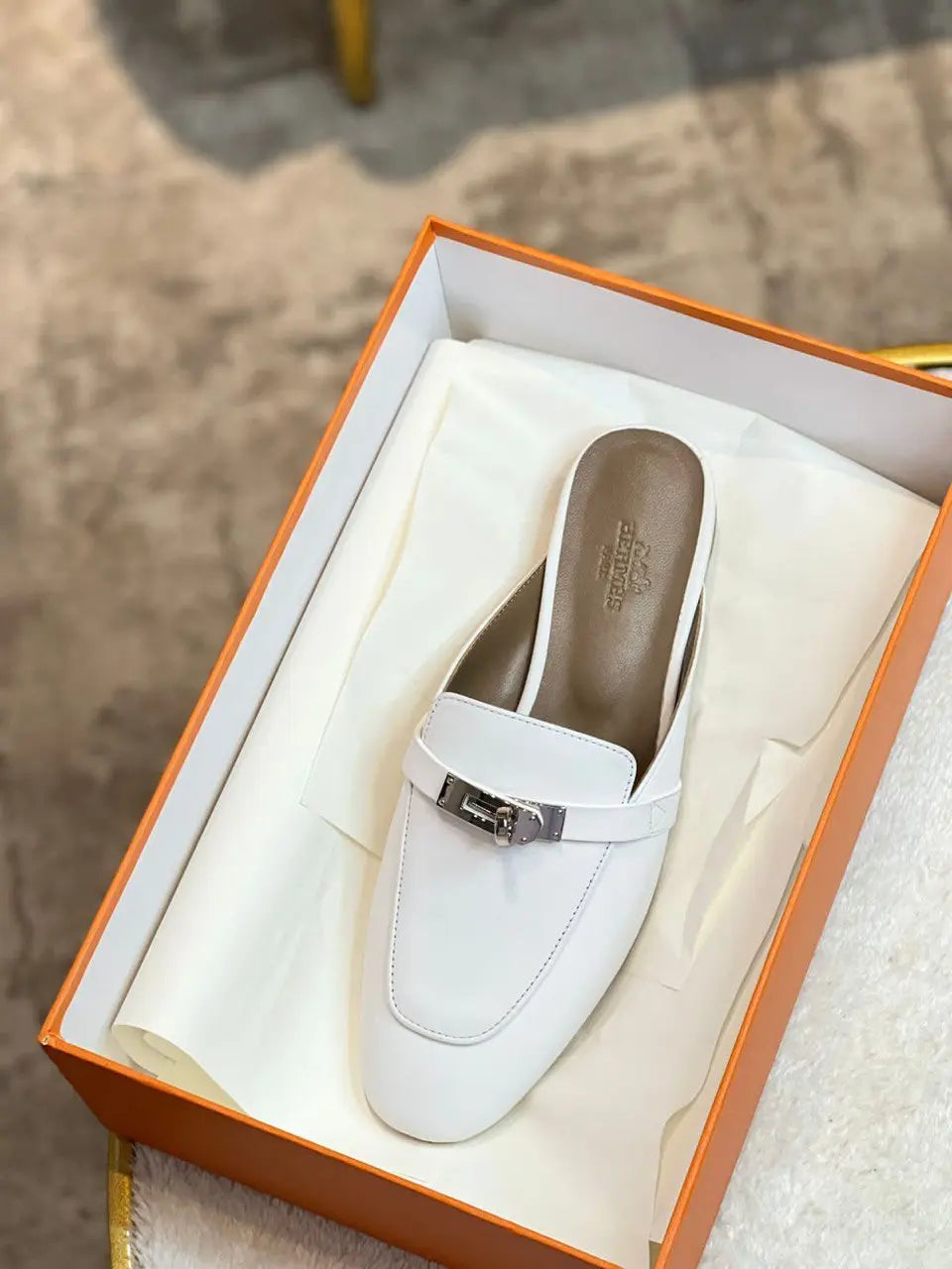 Ladies Flats | Hermes | For Pricing and Order WhatsApp +971581402705 Lilly Onlines