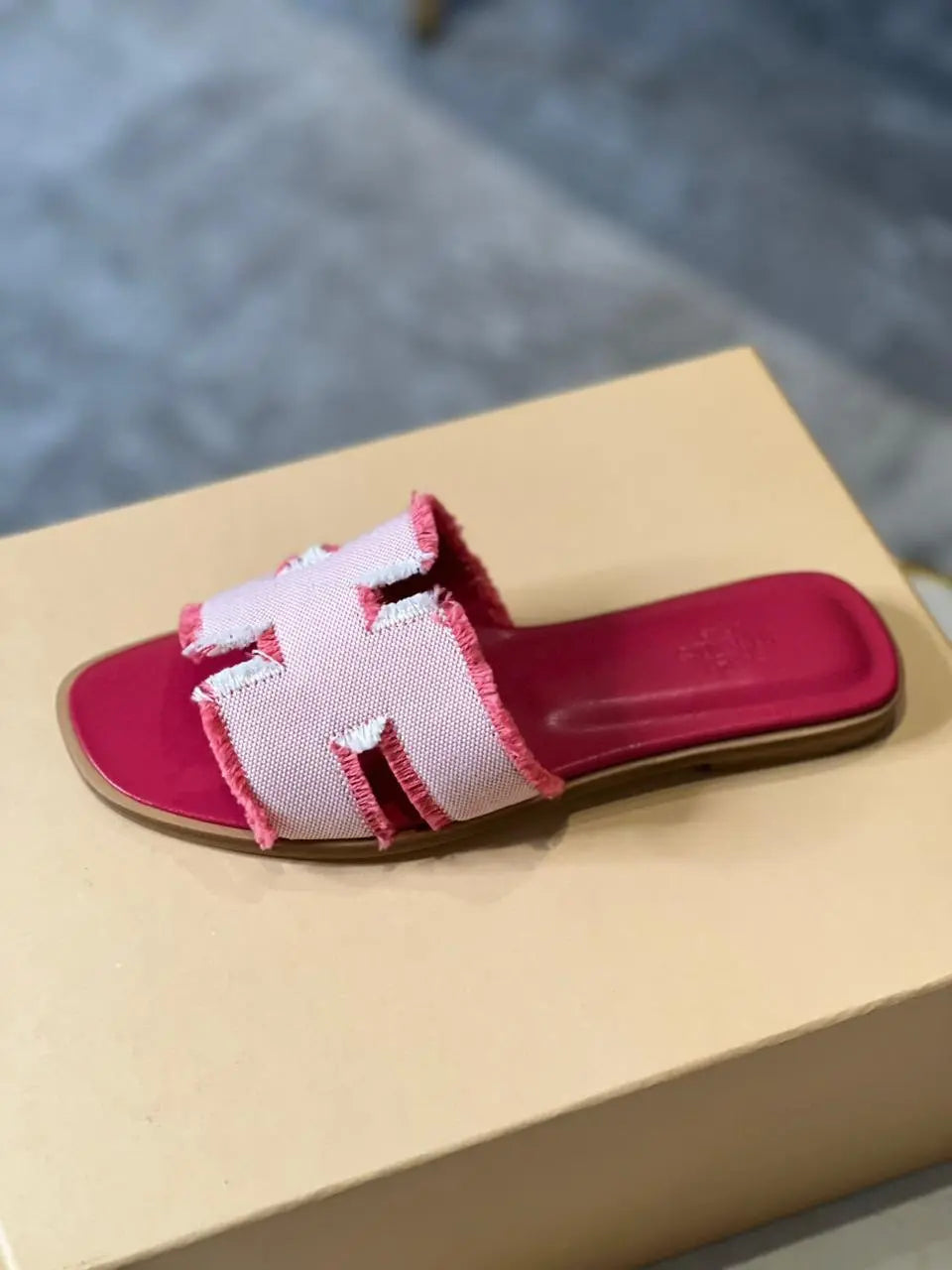 Ladies Flats | Hermes | For Pricing and Order WhatsApp +971581402705 Lilly Onlines