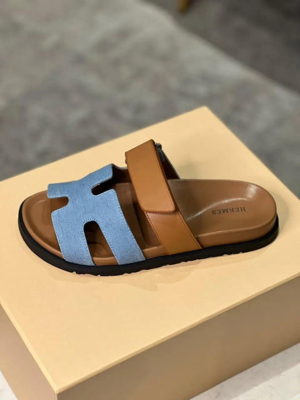 Ladies Flats | Hermes | For Pricing and Order WhatsApp +971581402705 Lilly Onlines