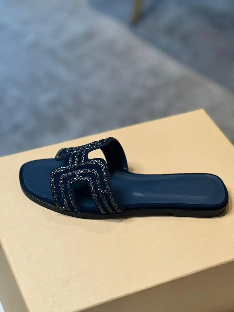 Ladies Flats | Hermes | For Pricing and Order WhatsApp +971581402705 Lilly Onlines