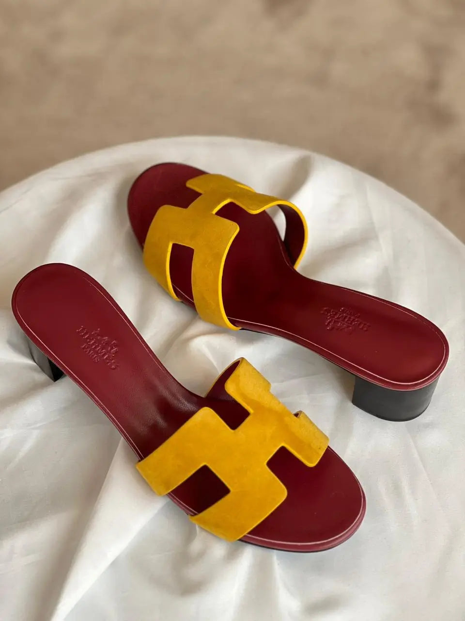 Ladies Flats | Hermes | For Pricing and Order WhatsApp +971581402705 Lilly Onlines