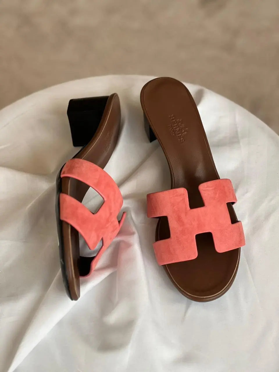 Ladies Flats | Hermes | For Pricing and Order WhatsApp +971581402705 Lilly Onlines