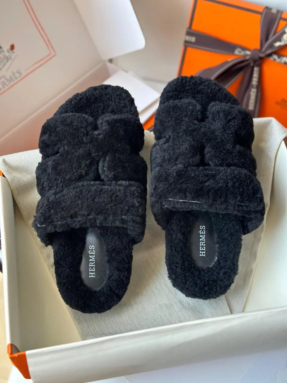 Ladies Flats | Hermes | For Pricing and Order WhatsApp +971581402705 Lilly Onlines