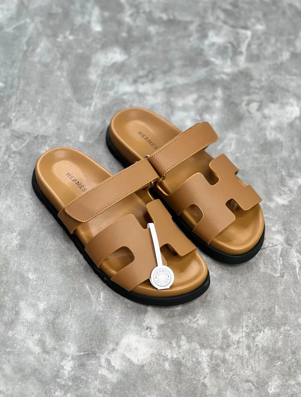 Ladies Flats | Hermes | For Pricing and Order WhatsApp +971581402705 Lilly Onlines