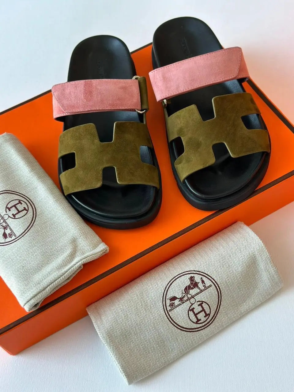Ladies Flats | Hermes | For Pricing and Order WhatsApp +971581402705 Lilly Onlines