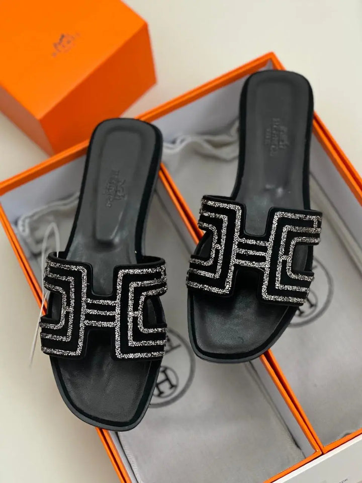 Ladies Flats | Hermes | For Pricing and Order WhatsApp +971581402705 Lilly Onlines