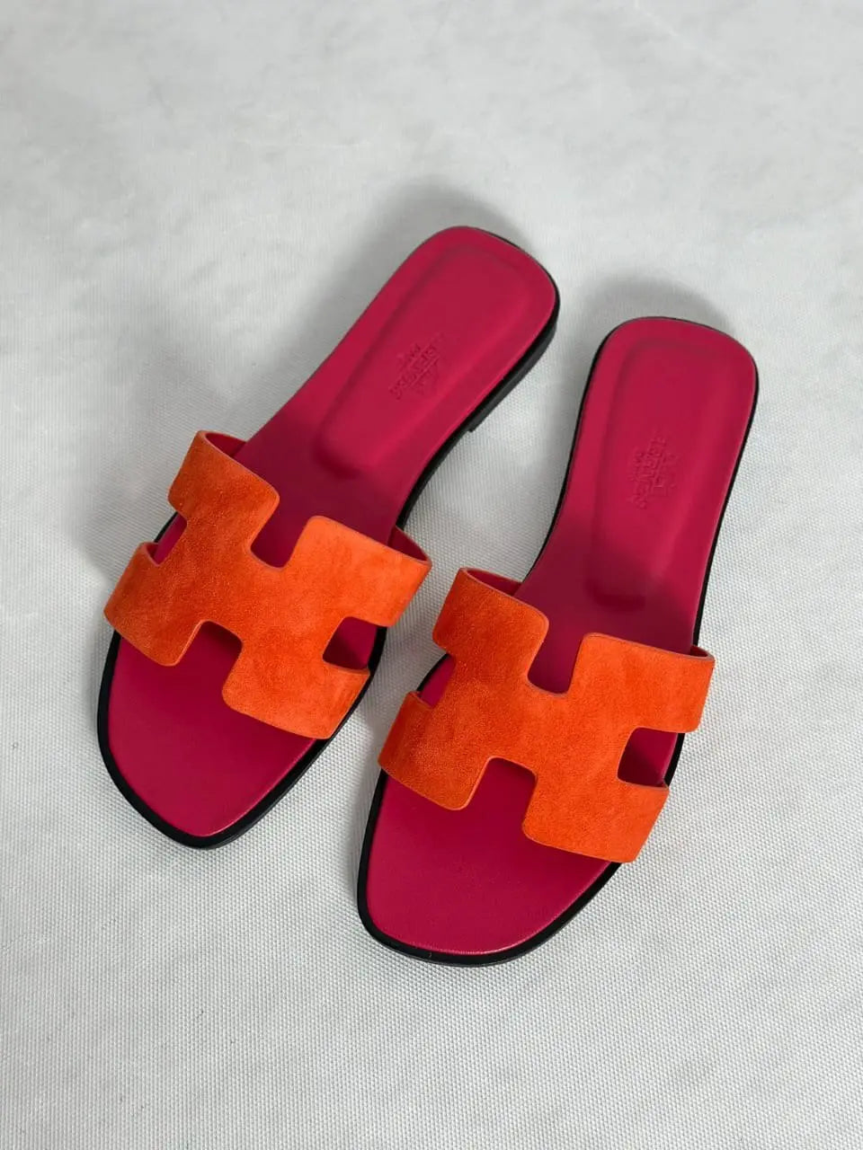 Ladies Flats | Hermes | For Pricing and Order WhatsApp +971581402705 Lilly Onlines