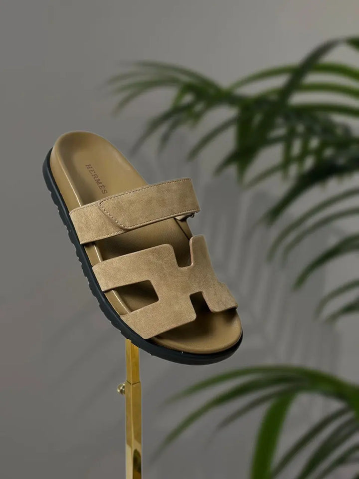 Ladies Flats | Hermes | For Pricing and Order WhatsApp +971581402705 Lilly Onlines
