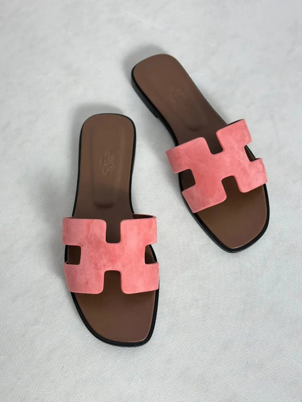 Ladies Flats | Hermes | For Pricing and Order WhatsApp +971581402705 Lilly Onlines