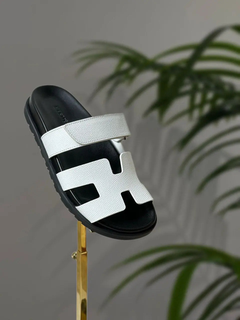 Ladies Flats | Hermes | For Pricing and Order WhatsApp +971581402705 Lilly Onlines